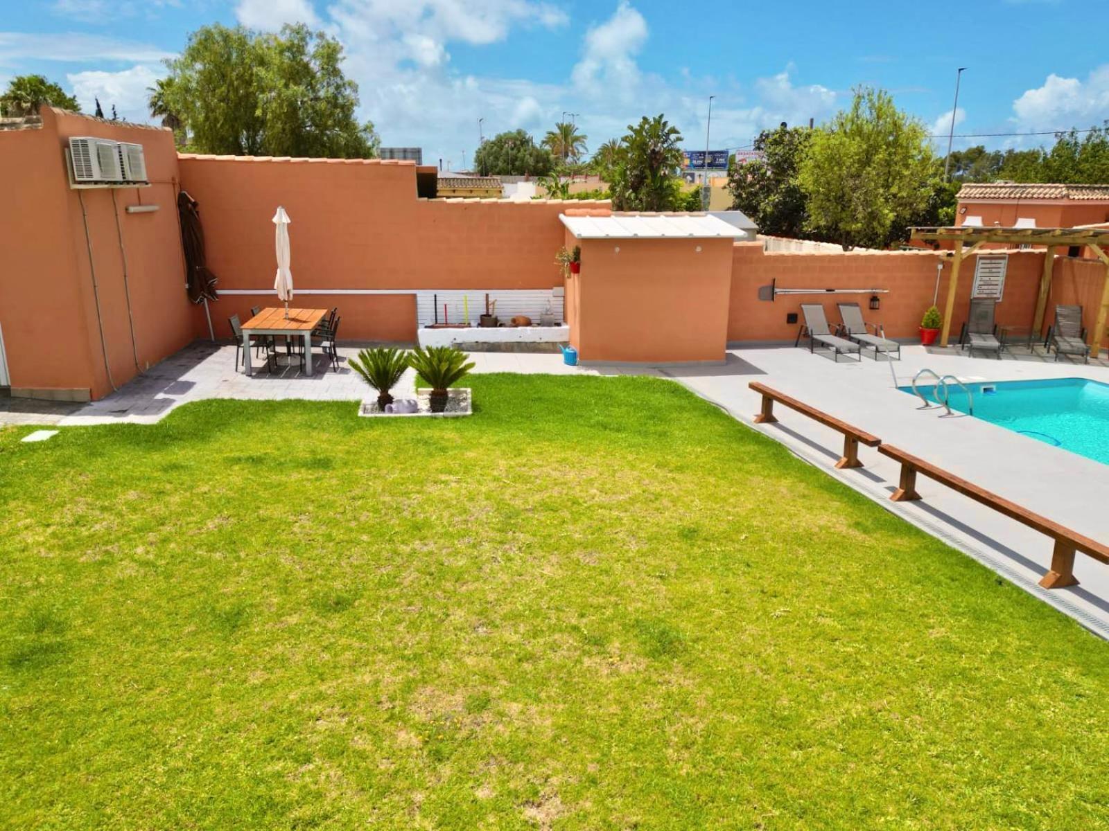 Apartamento Con Piscina Adults Only Chiclana de la Frontera Ngoại thất bức ảnh